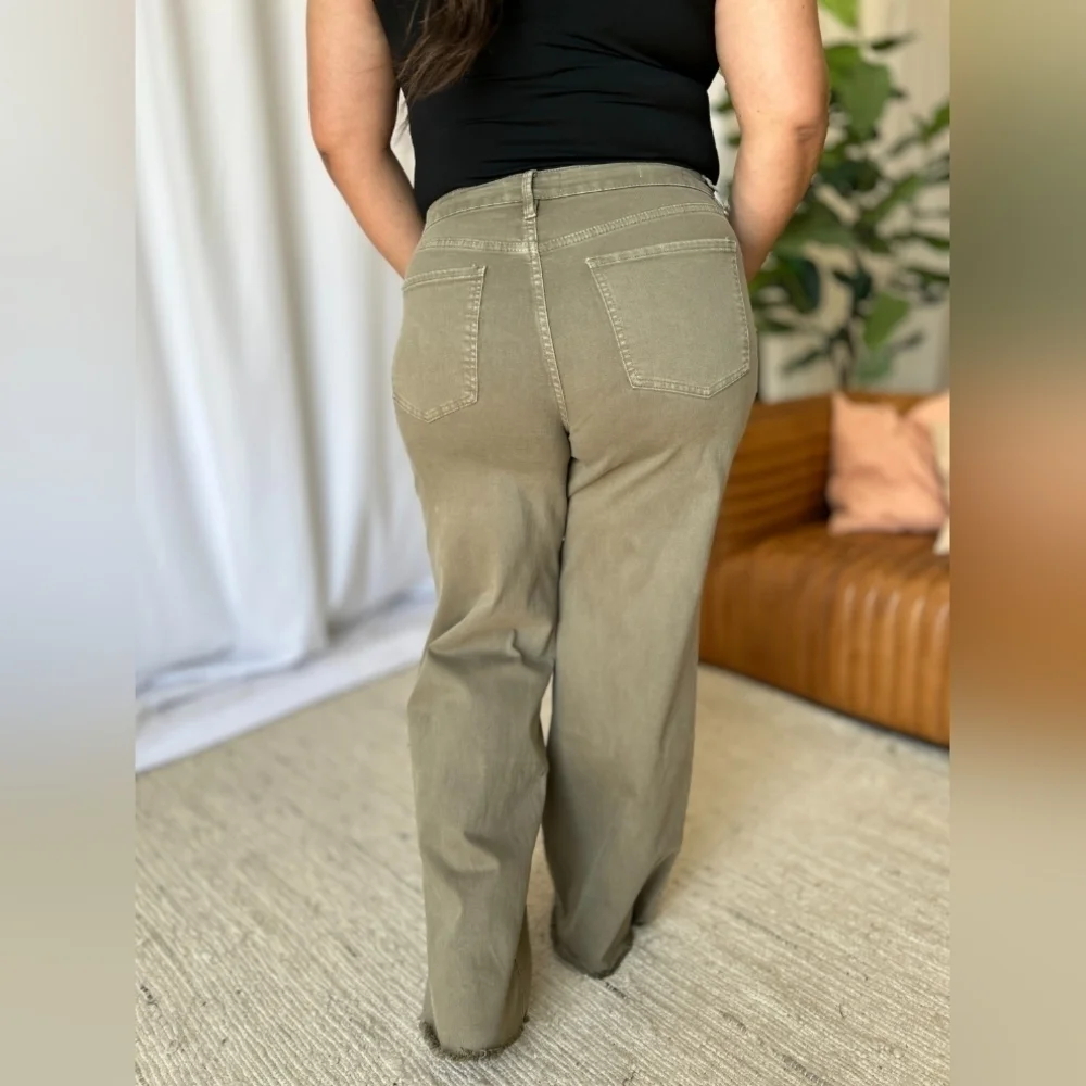 High‎ Rise Wide Leg Jeans - Picture 15 of 16